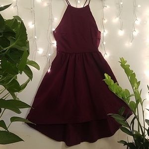 Stretchy maroon dress